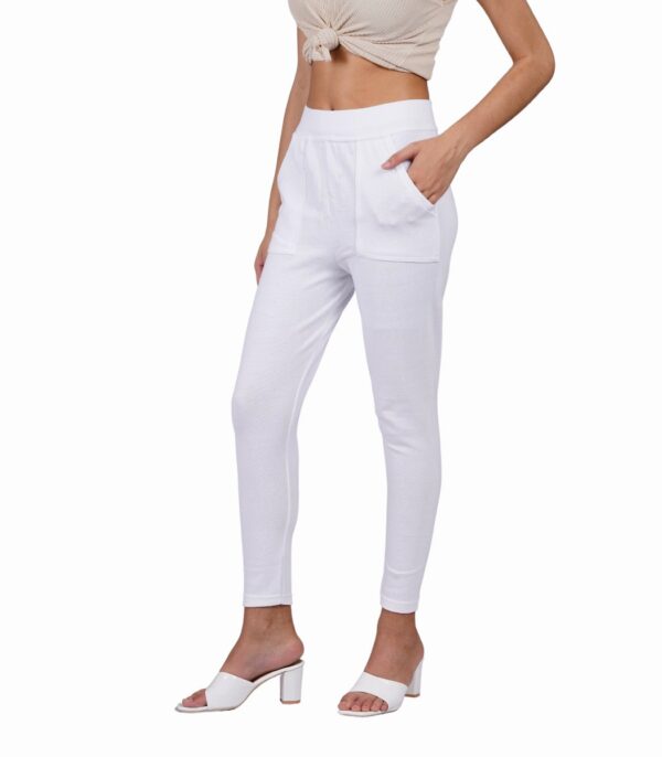Women White Ankle Fit Pocket Jeggings